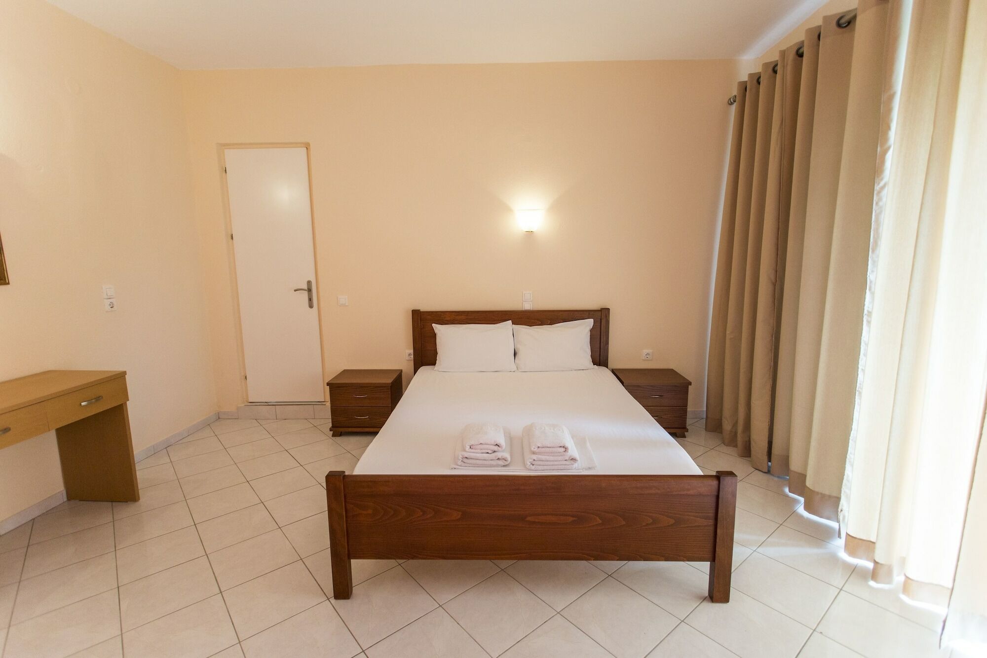 Narkissos Rooms Parga Exteriör bild